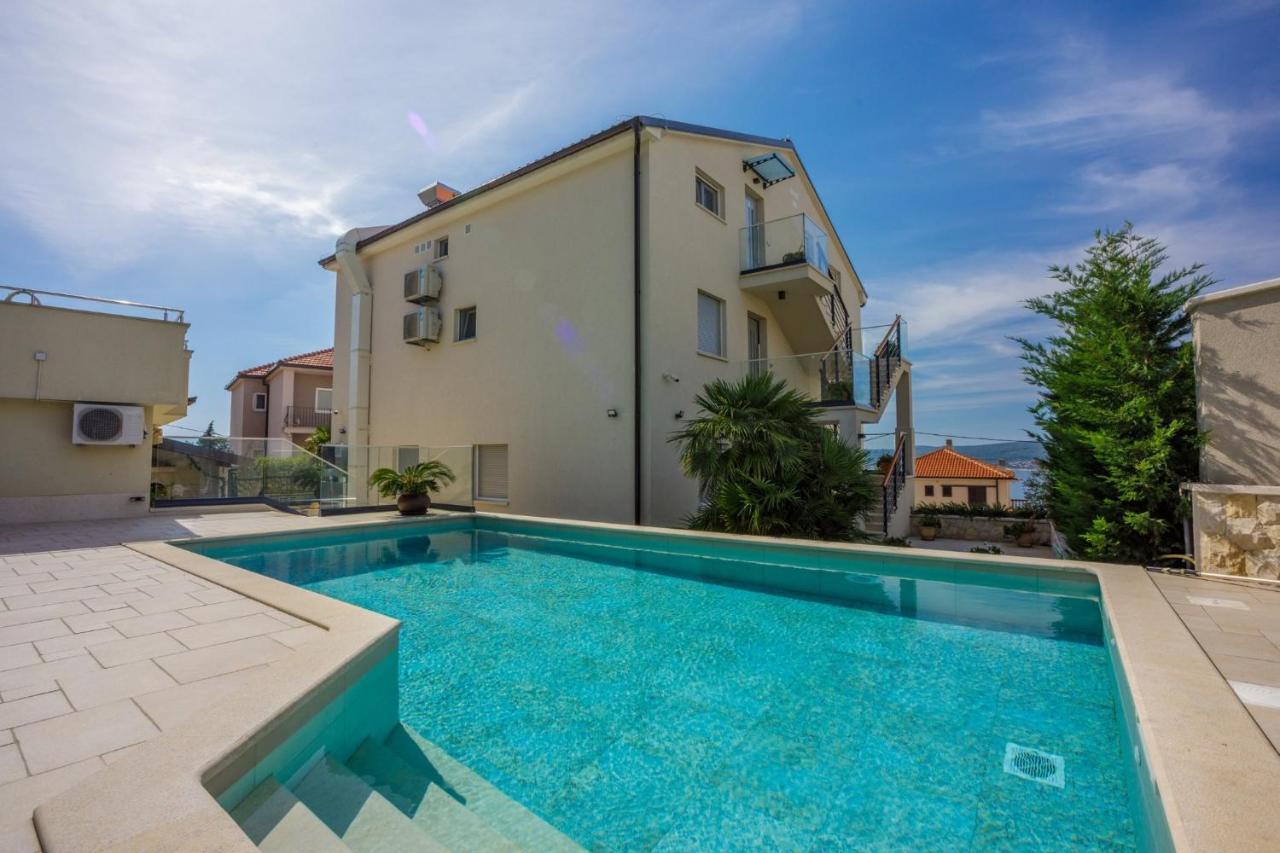 Dita A Crikvenica Luaran gambar